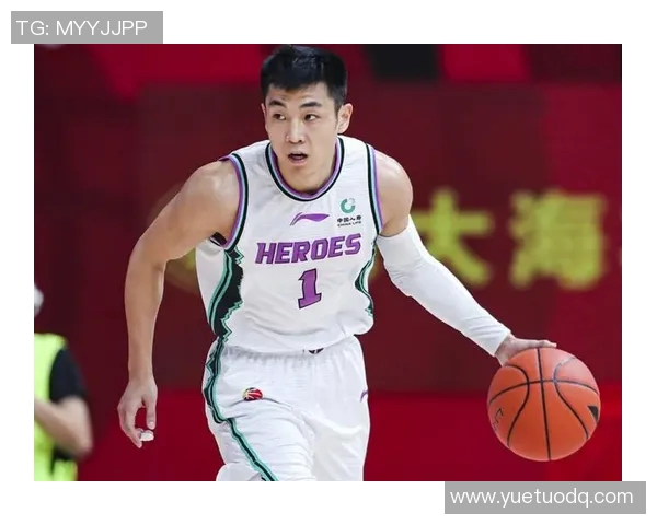 高诗岩的篮球之路：从青涩少年到赛场英雄的成长故事